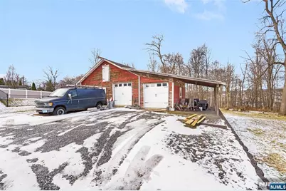 79 Fairfield Avenue, West Caldwell, NJ 07006 - Photo 19