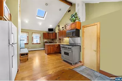 79 Fairfield Avenue, West Caldwell, NJ 07006 - Photo 7