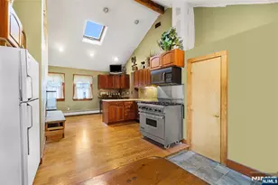 79 Fairfield Ave, West Caldwell, NJ 07006 - Photo 7
