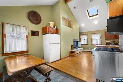79 Fairfield Avenue, West Caldwell, NJ 07006 - Photo 9