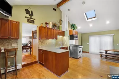 79 Fairfield Avenue, West Caldwell, NJ 07006 - Photo 11