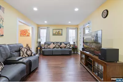 29 Van Ness Terrace, Maplewood, NJ 07040 - Photo 3