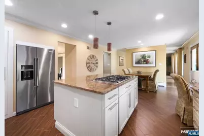 5 Bourbon Street, Wayne, NJ 07470 - Photo 17