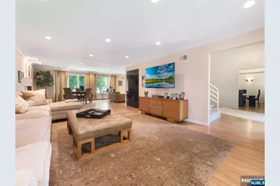 5 Bourbon Street, Wayne, NJ 07470 - Photo 11