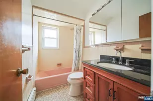 432 Oak St, Ridgefield, NJ 07657 - Photo 27