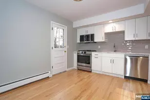 10 Villa Ct, Park Ridge, NJ 07656 - Photo 11