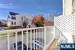11 Bayside Dr, Bayonne, NJ 07002 - Photo 3