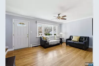 29 Evergreen Avenue, Wanaque, NJ 07420 - Photo 3