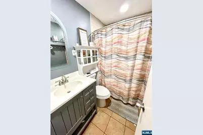 2 Van Valkenburgh Avenue, Bergenfield, NJ 07621 - Photo 9