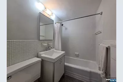 1 Horizon 811 #811, Fort Lee, NJ 07024 - Photo 15