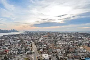 300 Winston 2922, Cliffside Park, NJ 07010 - Photo 25