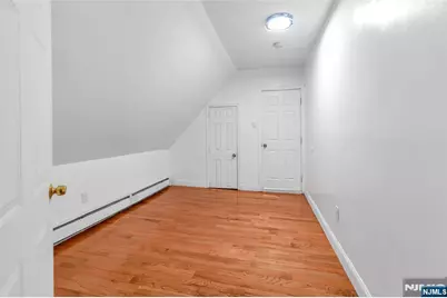 25 Oak Street, Paterson, NJ 07501 - Photo 13