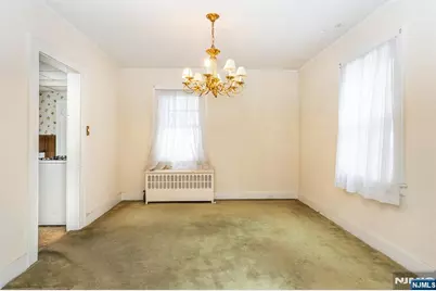 105 Midland Avenue, Glen Ridge, NJ 07028 - Photo 9