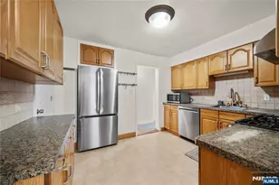 112 Dawson Ave, Clifton, NJ 07012 - Photo 11