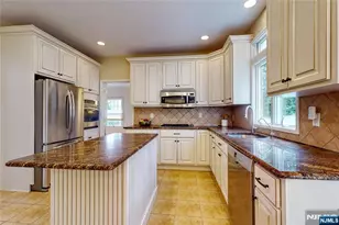 10 Hope St, Montvale, NJ 07645 - Photo 5