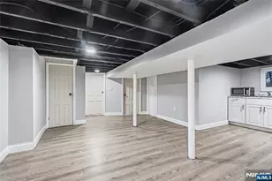 288 William, East Orange, NJ 07017 - Photo 35