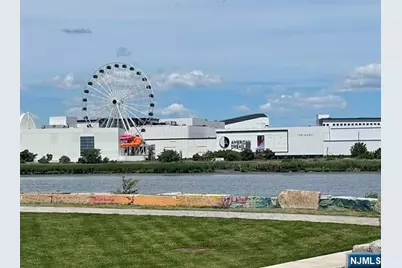 1527 Harmon Cove Tower, Secaucus, NJ 07094 - Photo 29