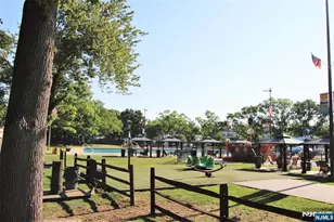 1527 Harmon Cove Tower, Secaucus, NJ 07094 - Photo 33