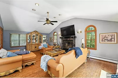 140 Greenbrook Road, Caldwell, NJ 07006 - Photo 19