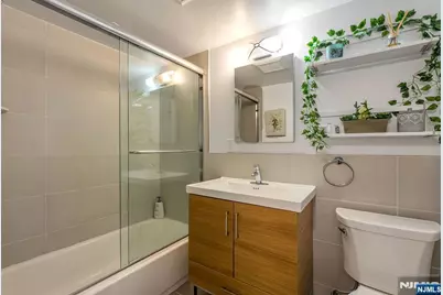 681 Palisade Avenue, Teaneck Township, NJ 07666 - Photo 35