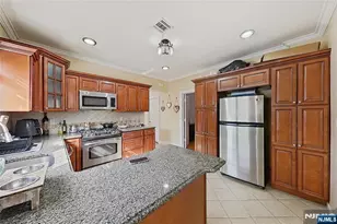 80 Newark Ave, Paterson, NJ 07503 - Photo 15