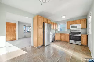 22 Falmouth Ave, Elmwood Park, NJ 07407 - Photo 7