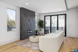 33 Elycroft Pkwy, Rutherford, NJ 07070 - Photo 7