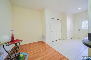 8005 Brittany Dr 8005, Wayne, NJ 07470 - Photo 5