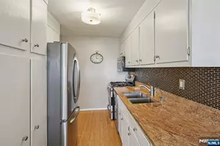 926 Bloomfield Ave 5B, Glen Ridge, NJ 07028 - Photo 13