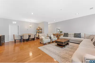 511 Brittany Drive, Wayne, NJ 07470 - Photo 5