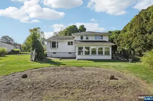 32 Augusta Dr, Wayne, NJ 07470 - Photo 47