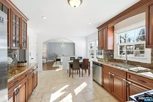 26 E Harrison Pl, Livingston, NJ 07039 - Photo 19