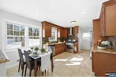 26 E Harrison Place, Livingston, NJ 07039 - Photo 15