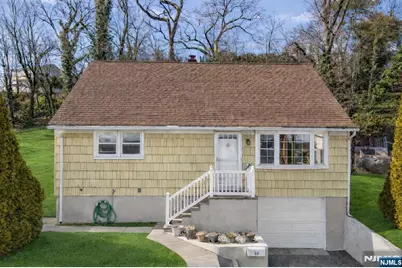 59 Susan Court, Clifton, NJ 07012 - Photo 1