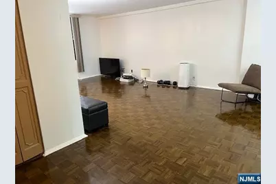 300 Winston Drive L 07 #L 07, Cliffside Park, NJ 07010 - Photo 5