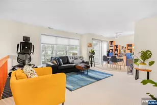 476 Lee Ct 476, Fort Lee, NJ 07024 - Photo 5