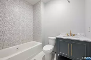 512 15th, Newark, NJ 07103 - Photo 7