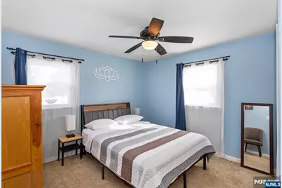 127 Tuella Avenue, Elmwood Park, NJ 07407 - Photo 17