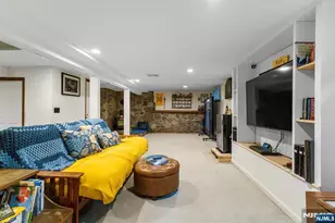 127 Tuella Ave, Elmwood Park, NJ 07407 - Photo 27