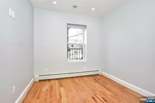 11 1/2 Rutgers Ave 4, Jersey City, NJ 07305 - Photo 15