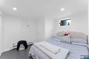 111 10th St, Linden, NJ 07036 - Photo 17