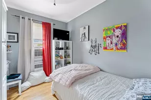 111 10th St, Linden, NJ 07036 - Photo 9