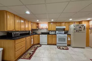 521 Weart Ave, Lyndhurst Township, NJ 07071 - Photo 21