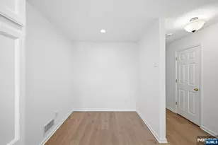 3 Mountain Ridge Rd, Bloomingdale, NJ 07403 - Photo 7