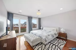 331 Undercliff Ave, Edgewater, NJ 07020 - Photo 23