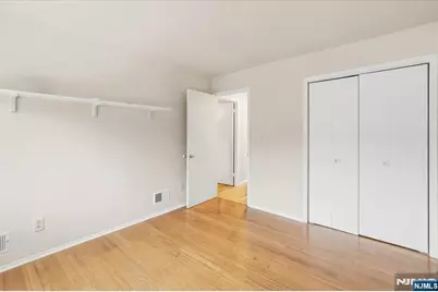 117 Sunset Key 117 #117, Secaucus, NJ 07094 - Photo 13