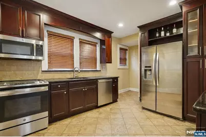 17 Wilfred Street, Montclair, NJ 07042 - Photo 7