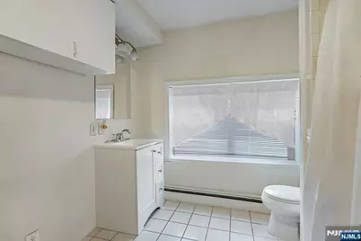 241 Rea Avenue, Hawthorne, NJ 07506 - Photo 23