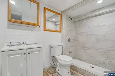 241 Rea Avenue, Hawthorne, NJ 07506 - Photo 17