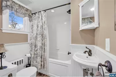 265 Little Falls Road, Cedar Grove, NJ 07009 - Photo 25